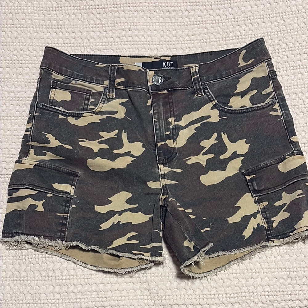 Kut from the Kloth Green and Brown Cargo Shorts